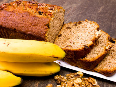 Oatmeal Banana and Walnut Bread