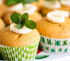 Almost Non-Fat Banana Bread Muffins