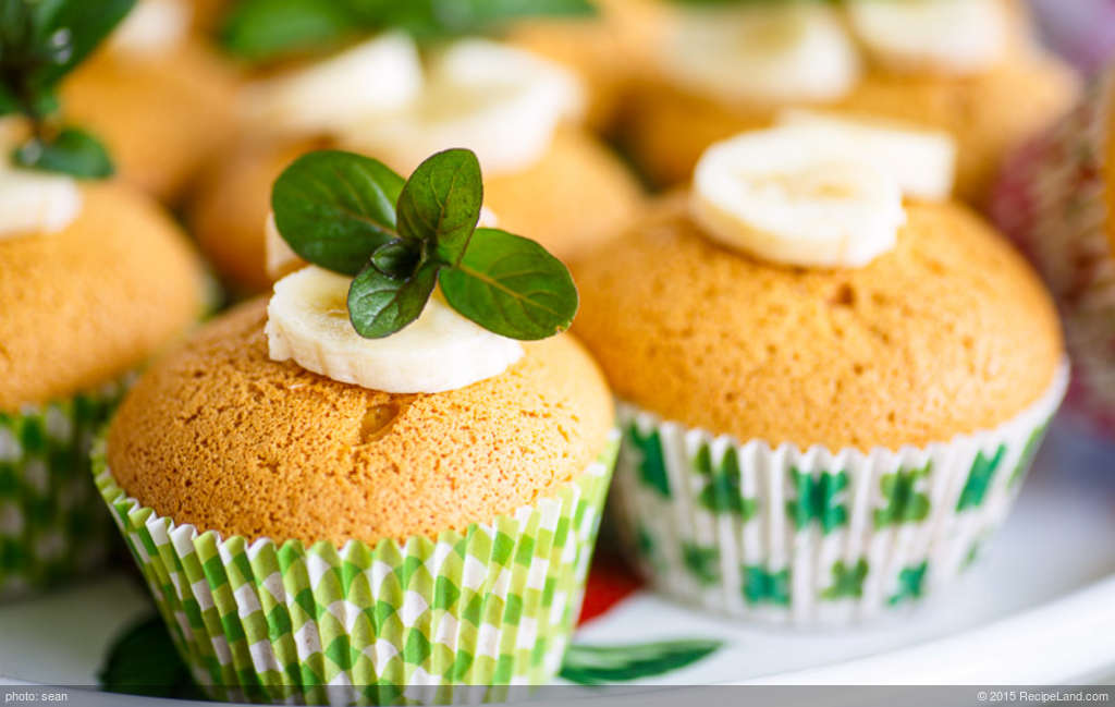 Almost Non-Fat Banana Bread Muffins recipe