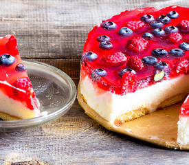 7-Up Lemon Cheesecake with Strawberry Glaze