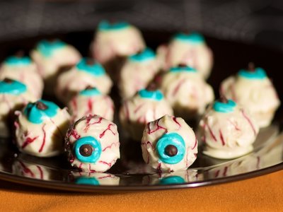 Scary Spooky Halloween Eyeballs