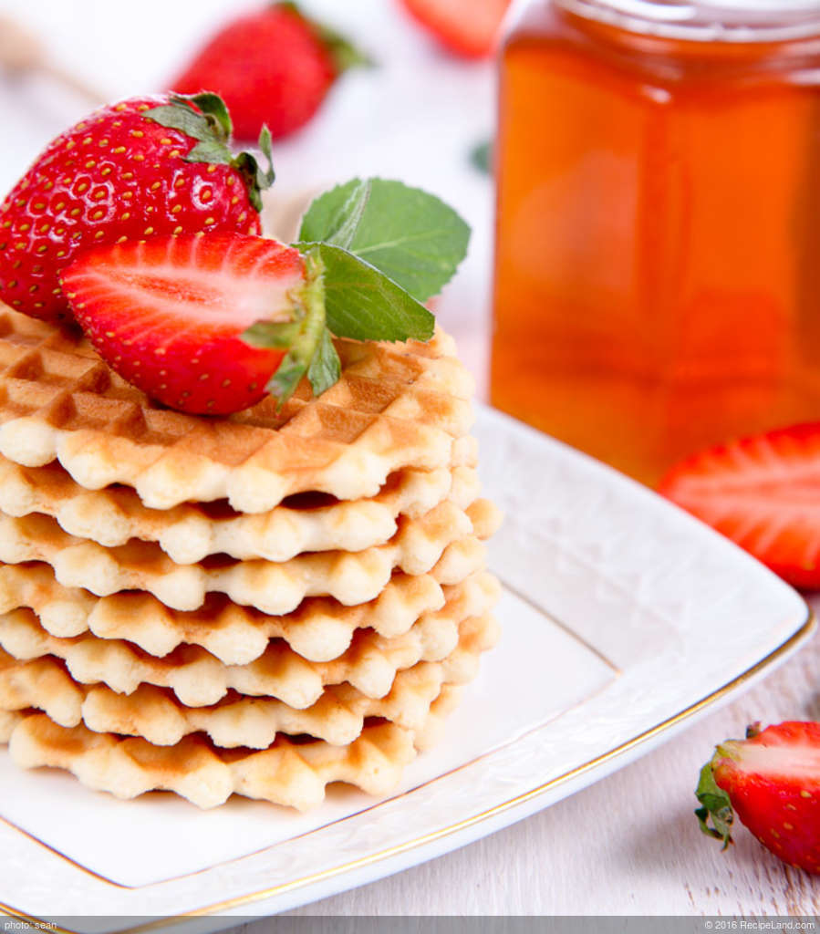 Buttery Sour Cream Waffles recipe