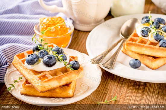 Delicious Breakfast Waffles Recipe