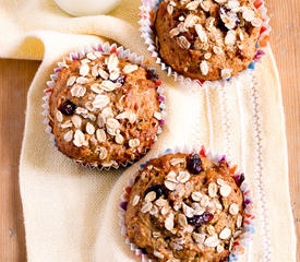 Cinnamon Raisin Apple Muffins