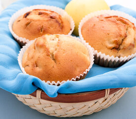 Moist Pillowy Applesauce Muffins