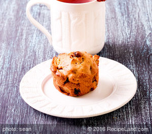 Applesauce Spice Muffins recipe