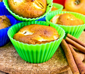 Reduced-Fat Apple Muffins