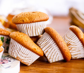 Spiced Breakfast Apple Muffins