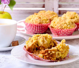 Streusel Snack Apple Muffins