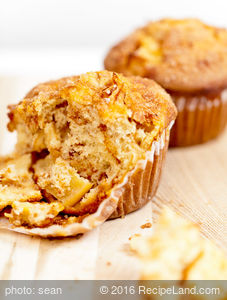 Texas French Bread's Fresh Apple Muffins