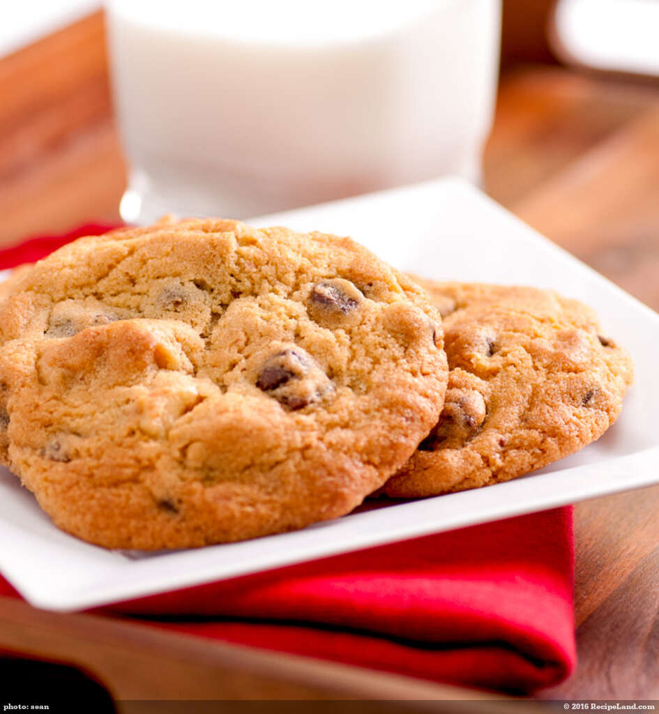 Cheddar Box Chocolate Chip Cookies recipe