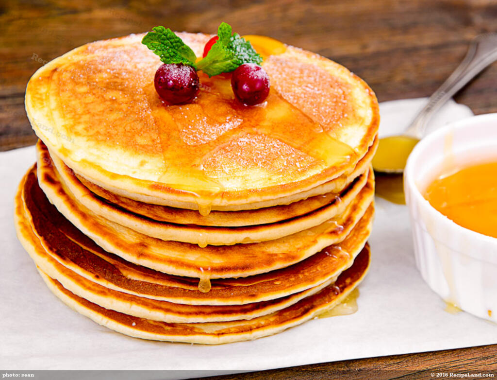 Yummy Honey Pancakes Recipe | RecipeLand