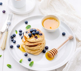 Yummy Breakfast Sourdough Pancakes