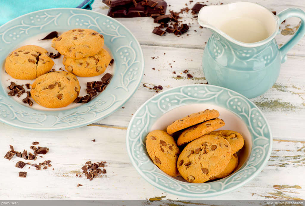 Mrs Fields Banana Nut Cookies recipe
