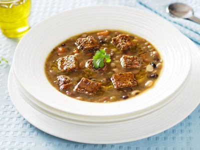 Mediterranean Bean Soup