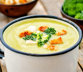 Very Cheesy Cream of Broccoli Soup