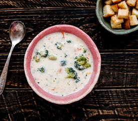 Cream Cheese Broccoli Onion Soup