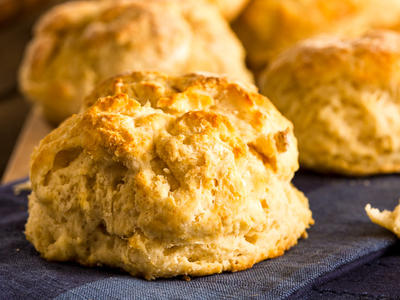 Annie Mae Jones' Buttermilk Biscuits