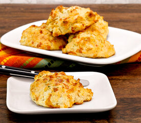 Cheesy Cheddar Biscuits