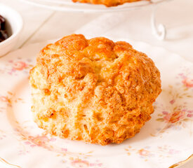 Tom's Cheddar Biscuits