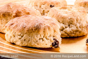 Buttermilk Oatmeal Raisin Biscuits