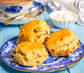 Oliver's Cornmeal Tea Biscuits