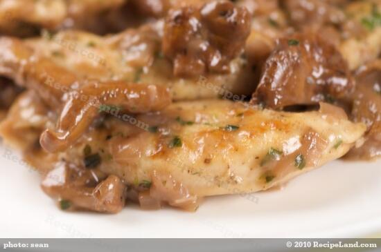 Sauteed Strips Of Chicken With Chanterelle Mushrooms Recipe