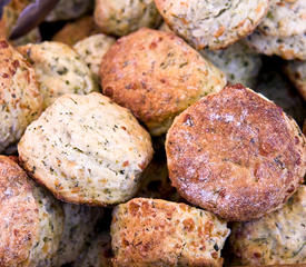 Bisquick Cheese Biscuits with Herbs