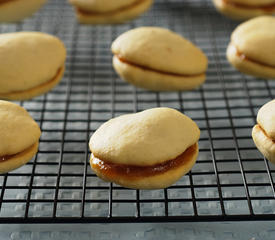 Biscota Thipla Me Marmelada  (Sandwich Cookies with Marmalade)