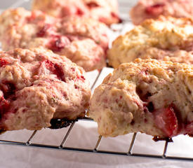 Strawbery Banana Scones