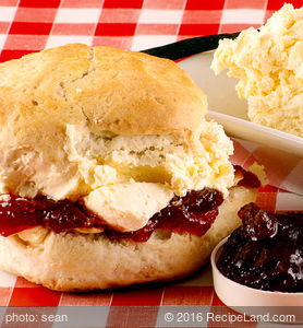 Buttermilk Kentucky Biscuits