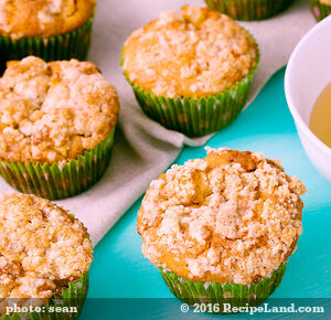 Apple Streusel Sour Cream Muffins