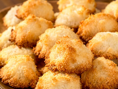 Best Coconut Macaroons