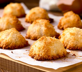 Easy Yummy Coconut Macaroons