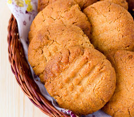 Whole Wheat Peanut Butter Cookies