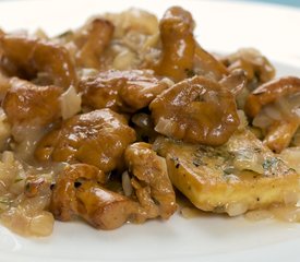 Tarragon Tofu with Chanterelle Mushrooms