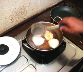 Homemade Fried Semolina Bread