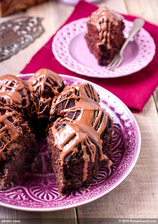 Cocoa Bundt Cake With Chocolate Glaze Recipe