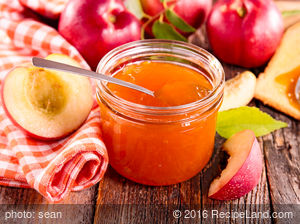 Honeyed Peach Preserves