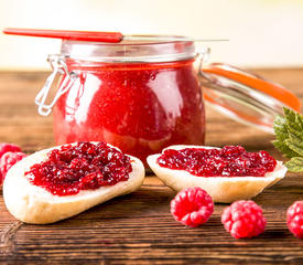 No-Cook Raspberry Apple Jam