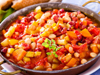 Bon Appetit Vegetarian Chili with Chipotle Chilies