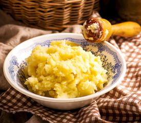 Parmesan Mashed Potatoes (Puree Con Parmigiano)