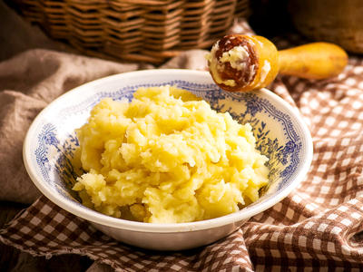 Parmesan Mashed Potatoes (Puree Con Parmigiano)