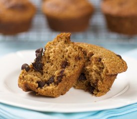 Moist Whole Wheat Pumpkin Muffins