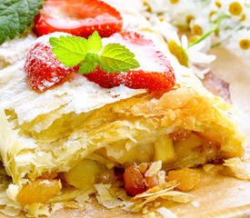 Apple-Apricot Strudel