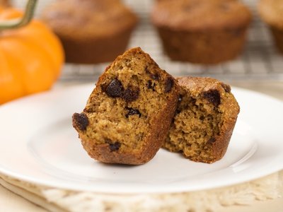 Whole Wheat Pumpkin Chocolate Chip Muffins