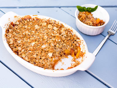 Peach Honey Crisps with Oat, Almond and Coconut Topping