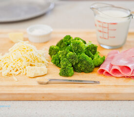 Baked Broccoli, Ham and Cheese Rollups