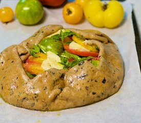 Cheesy Red and Yellow Tomato Pie