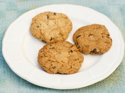 Low Calorie Low Fat Chocolate Chip Cookies (revised even lower)